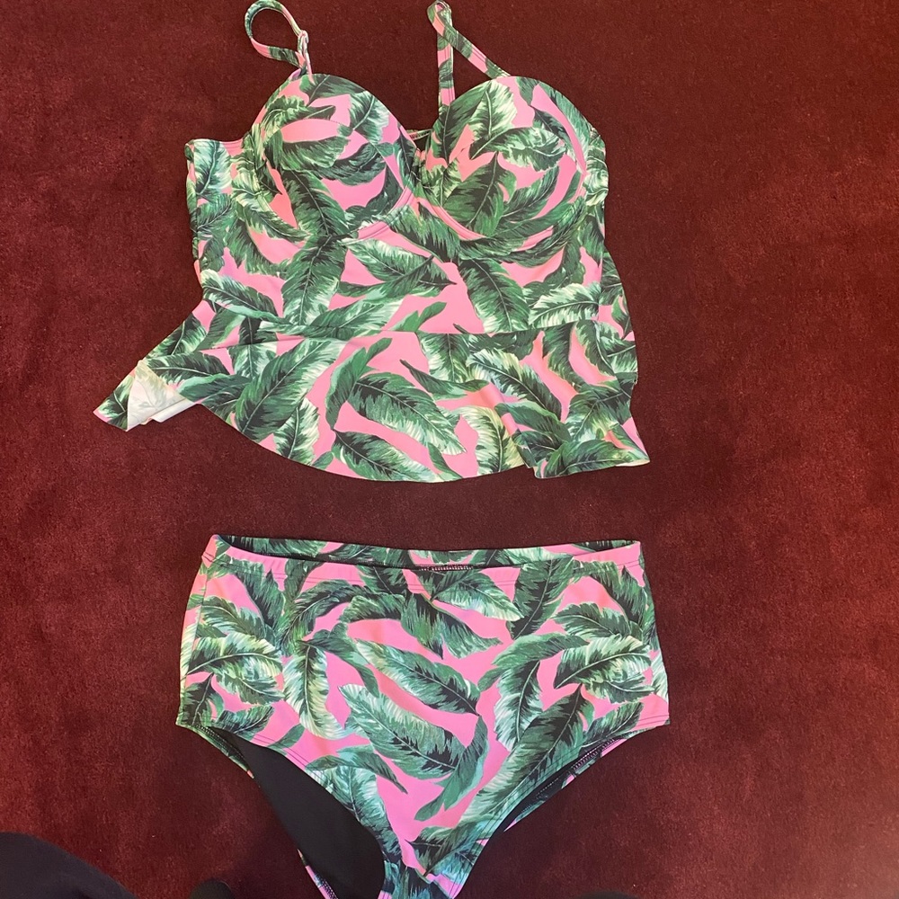 XL Tropical Tankini
